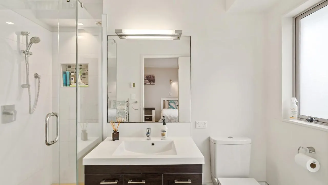 Holiday home Oceanbeach Road - Mount Maunganui Beach House Villa